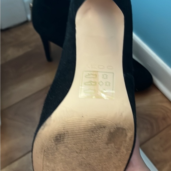 Booties - Picture 3 of 4